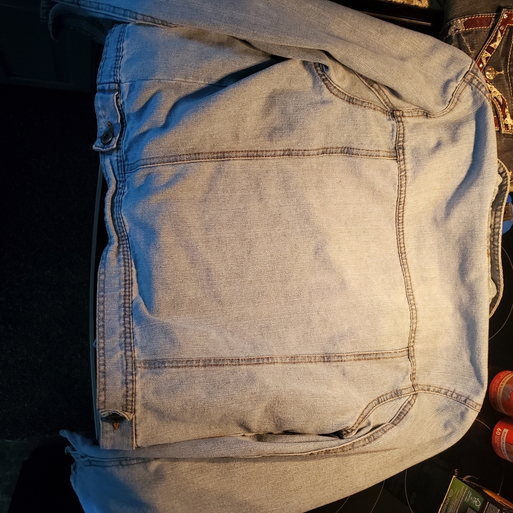 Jean jacket - Picture 2 of 2